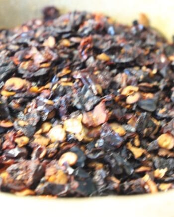 Piment Chipotle concassé : Épice Préférée Mexicaine de Haute Qualité - Les épices curieuses