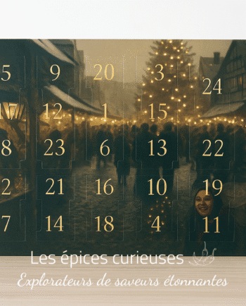 Calendrier de l'Avent avec scène de marché de Noël illuminé, numéros dorés, ambiance festive chaleureuse.
