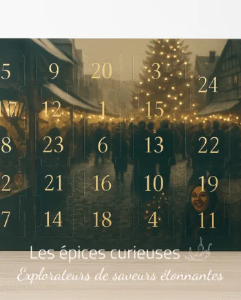 Calendrier de l'Avent avec scène de marché de Noël illuminé, numéros dorés, ambiance festive chaleureuse.