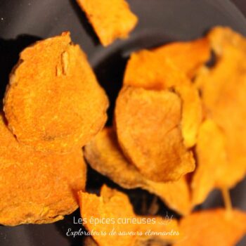 Curcuma en petite lamelle de Madagascar - Les Épices Curieuses