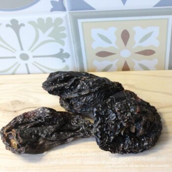 Piment Ancho séché et entier - Les Épices Curieuses