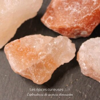 Sel rose de l'Himalaya en gros morceaux - Les Épices Curieuses